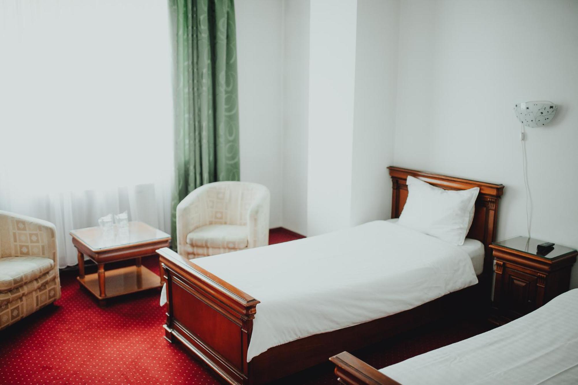 Hotel Bavaria Craiova Kültér fotó