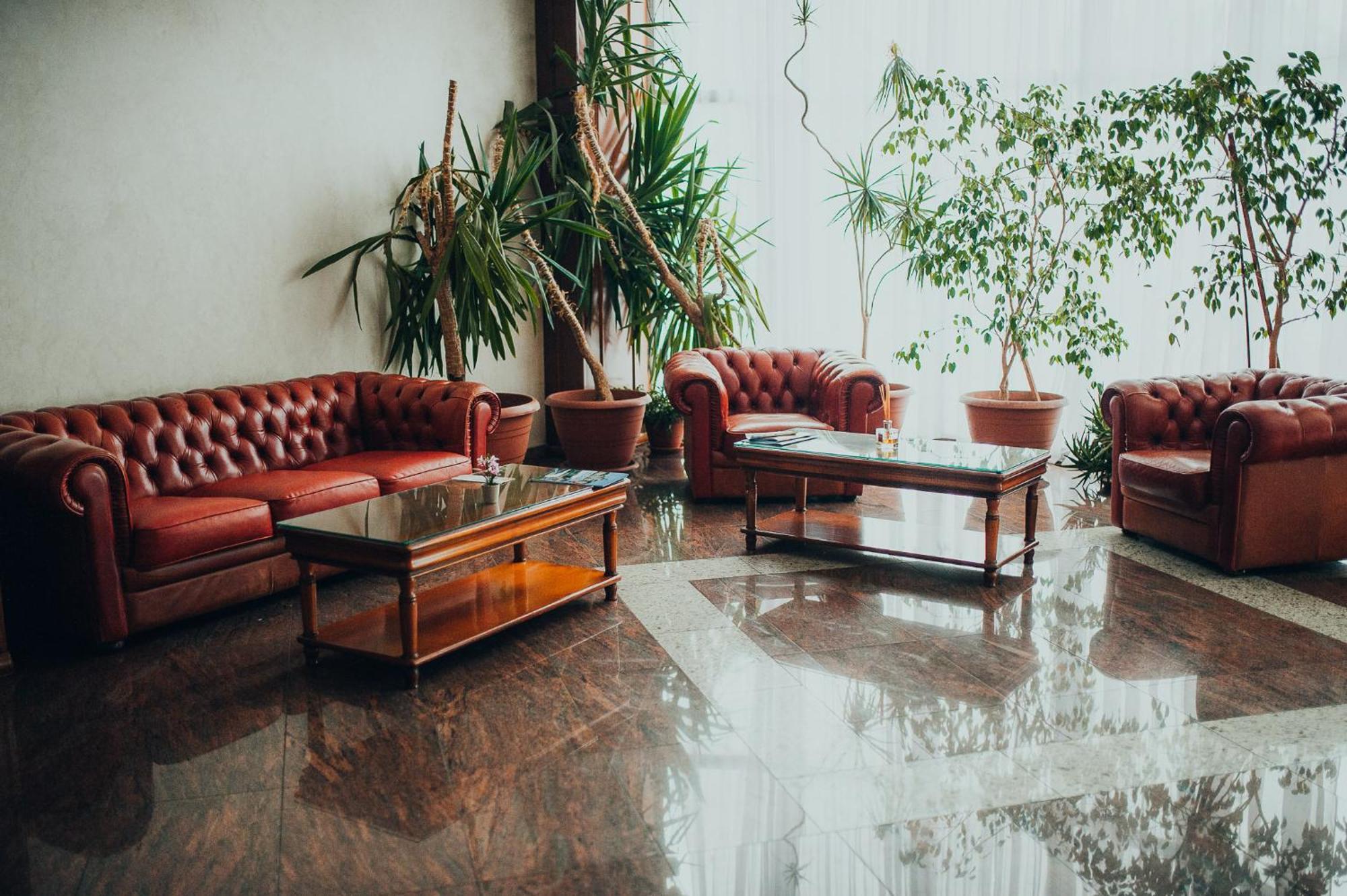 Hotel Bavaria Craiova Kültér fotó